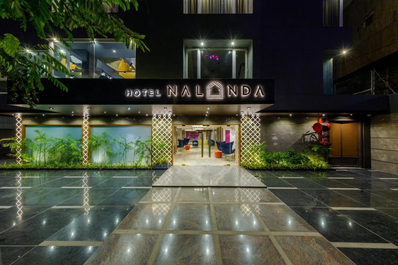 Hotel Nalanda Ahmedabad Esterno foto