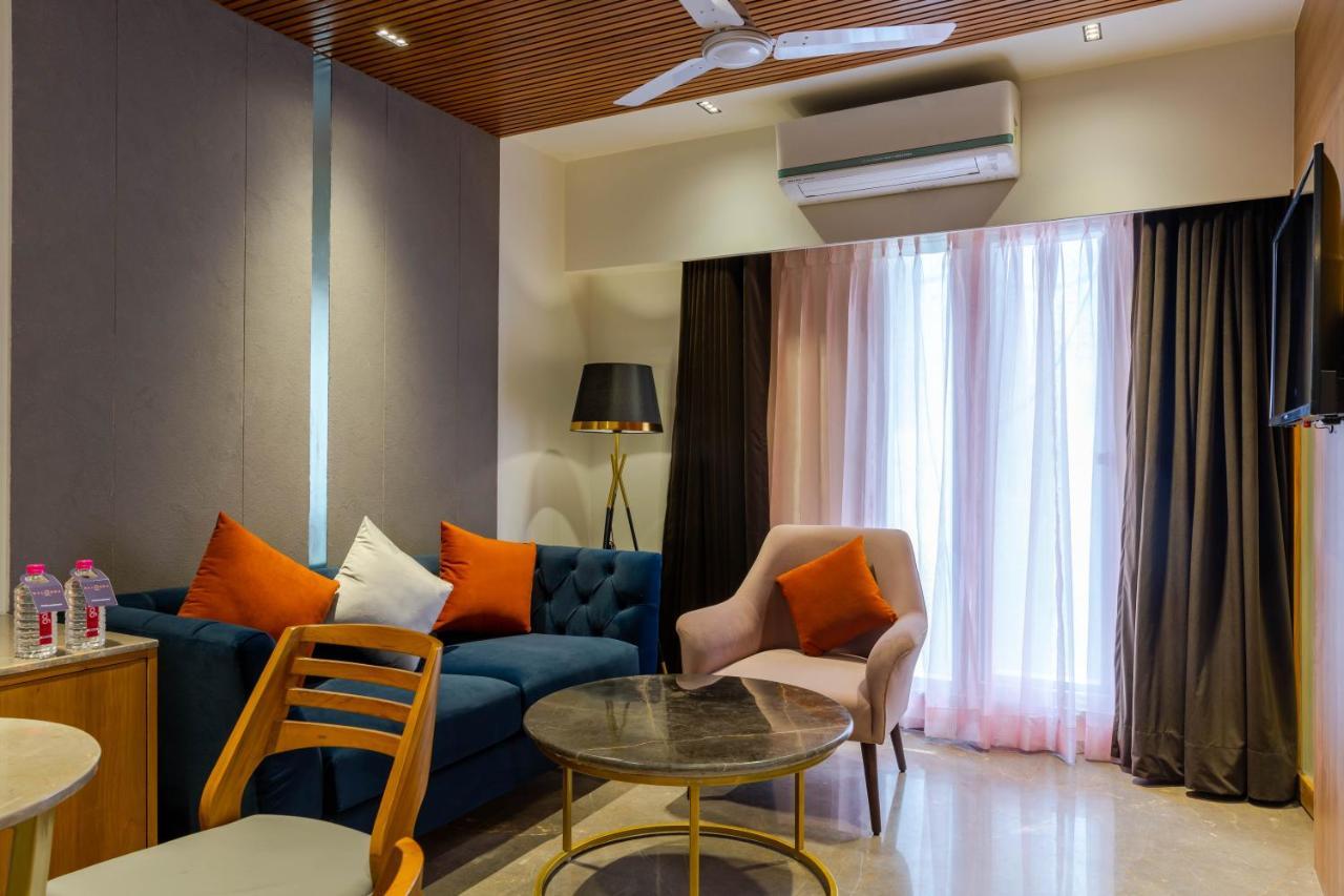 Hotel Nalanda Ahmedabad Esterno foto