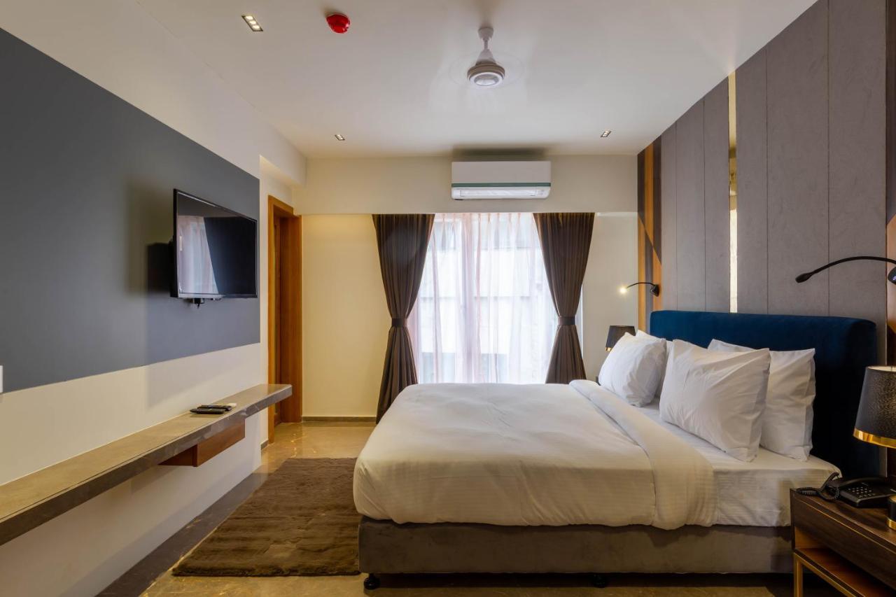 Hotel Nalanda Ahmedabad Esterno foto