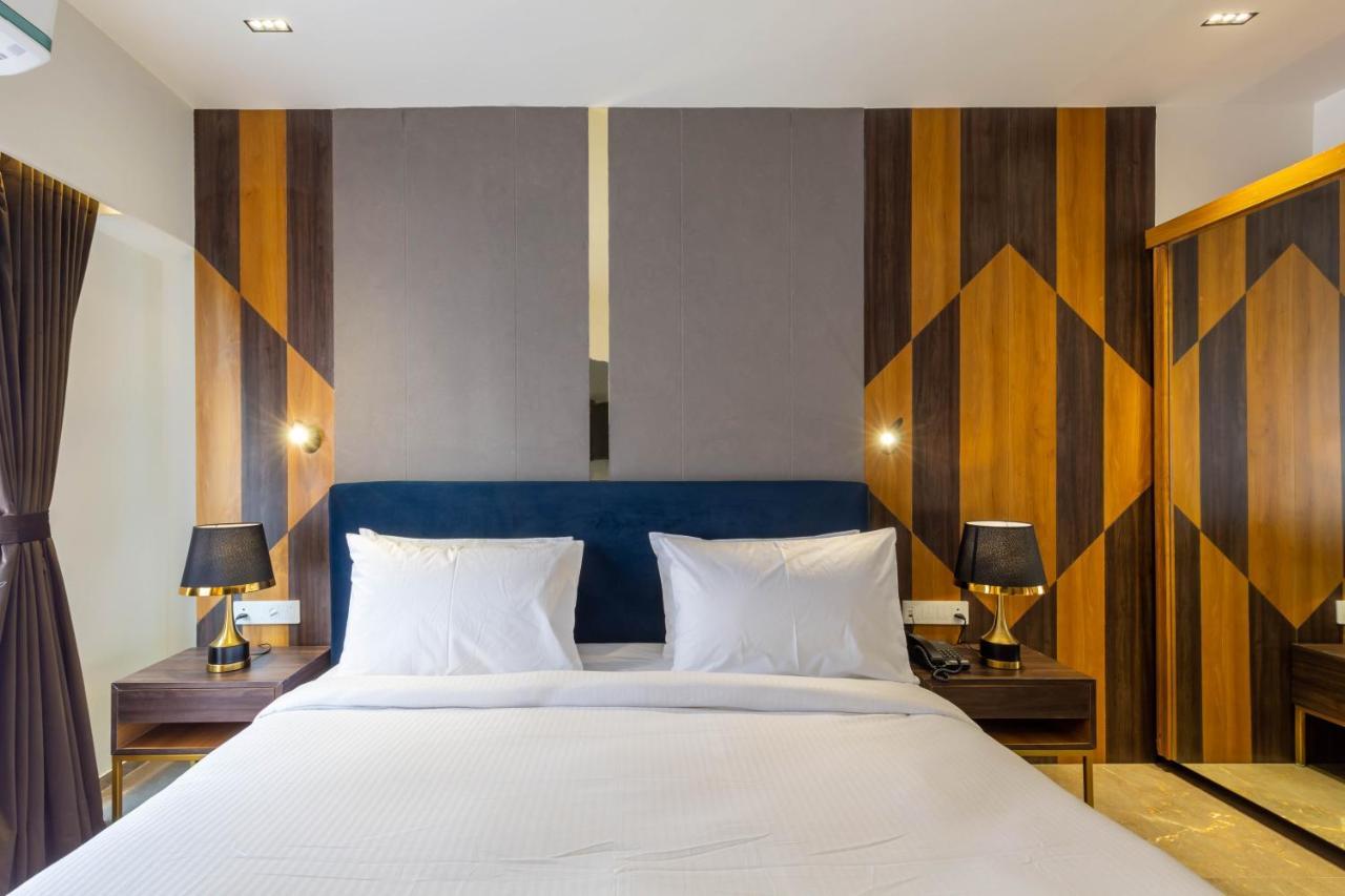 Hotel Nalanda Ahmedabad Esterno foto